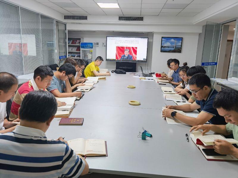 第十党支部组织学习习总书记讲话精神