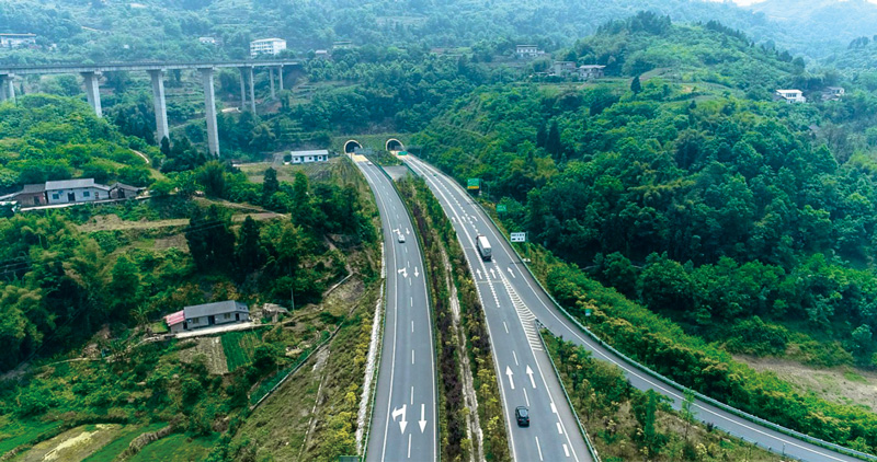 南两高速春天门隧道