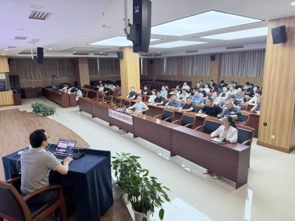 前瞻规划谋新局 设计先行筑通途 ——集团公司成功举办专家讲堂活动
