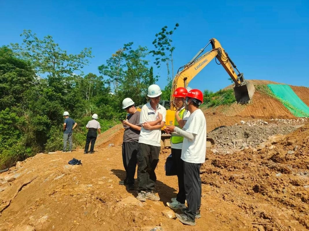 迎风战雨守初心 精勘细审保建设 ——公路一院开展广西宜上高速项目专项设计回访
