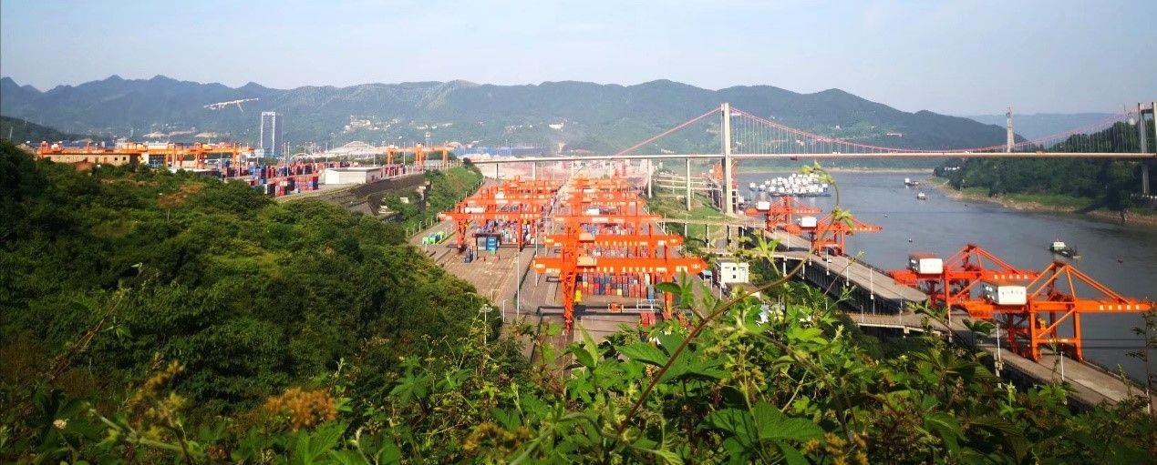 12 内河大水位差架空直立式码头 12 内河大水位差架空直立式码头