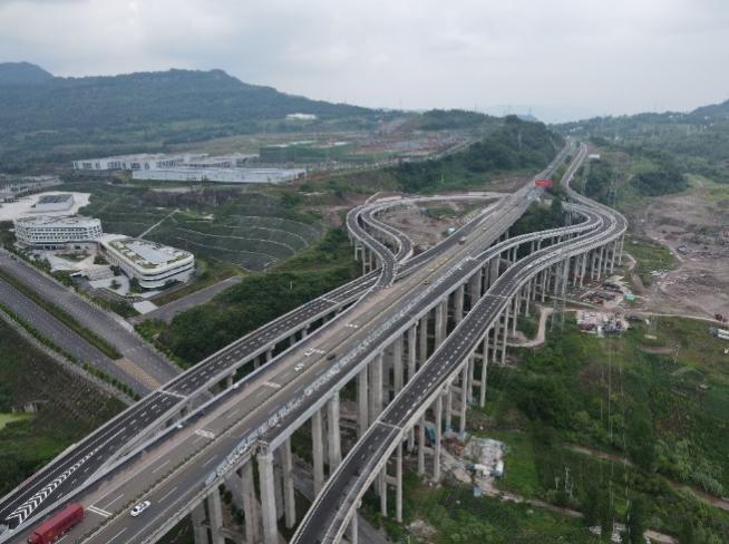恩广高速公路重庆新田至高峰段建成通车