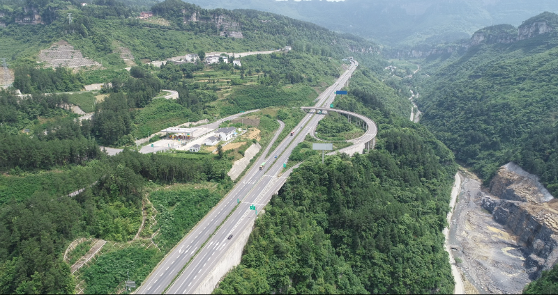 山王坪互通及马嘴隧道段路线
