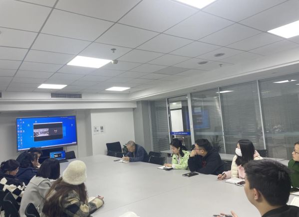 工程经济所召开第四季度促生产会议