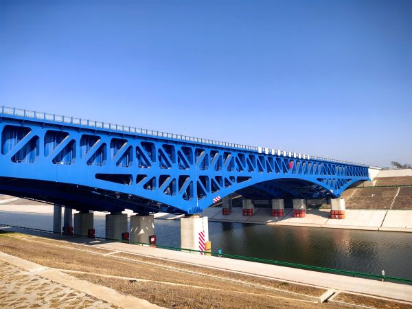 集团公司副总经理刘小辉带队到江苏、安徽调研学习运河航道、通航渡槽2