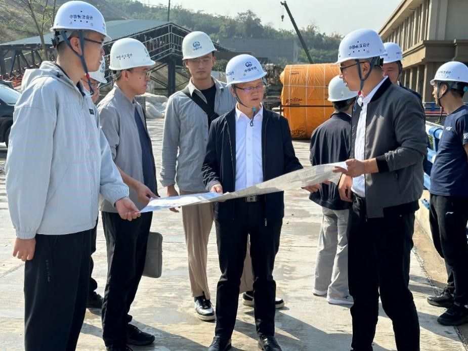 集团公司副总经理、总工程师刘小辉调研新田港二期总承包项目