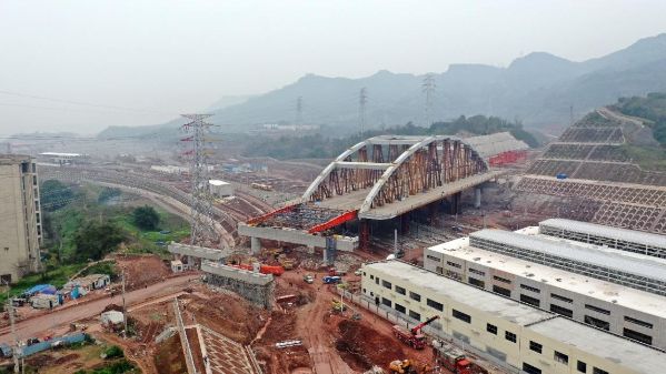 涂家坝大桥顶推施工实况（2025.1.17）