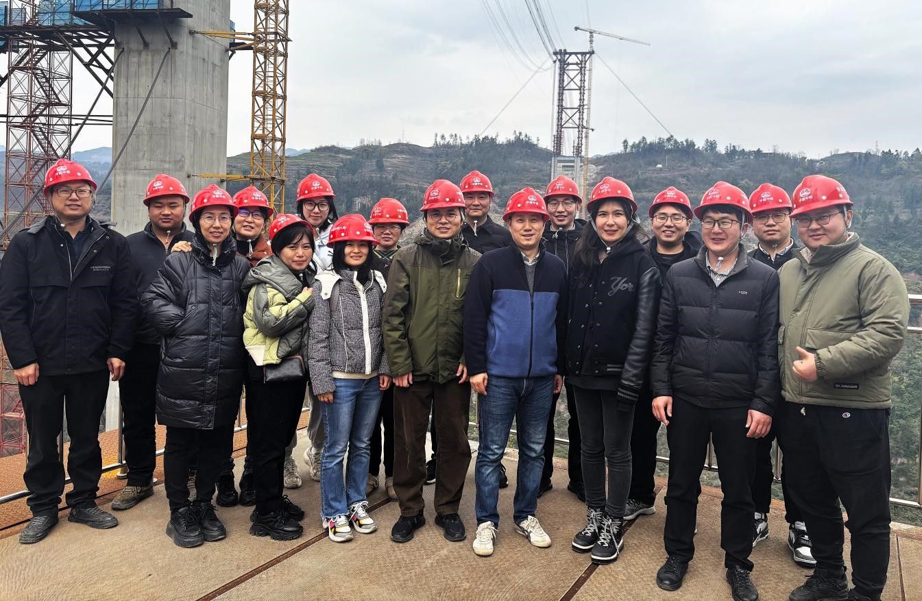 集团工程经济所与重庆高速集团建管公司开展技术联建交流活动2